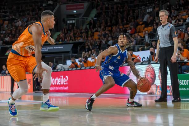 快船背靠背 快船背靠背