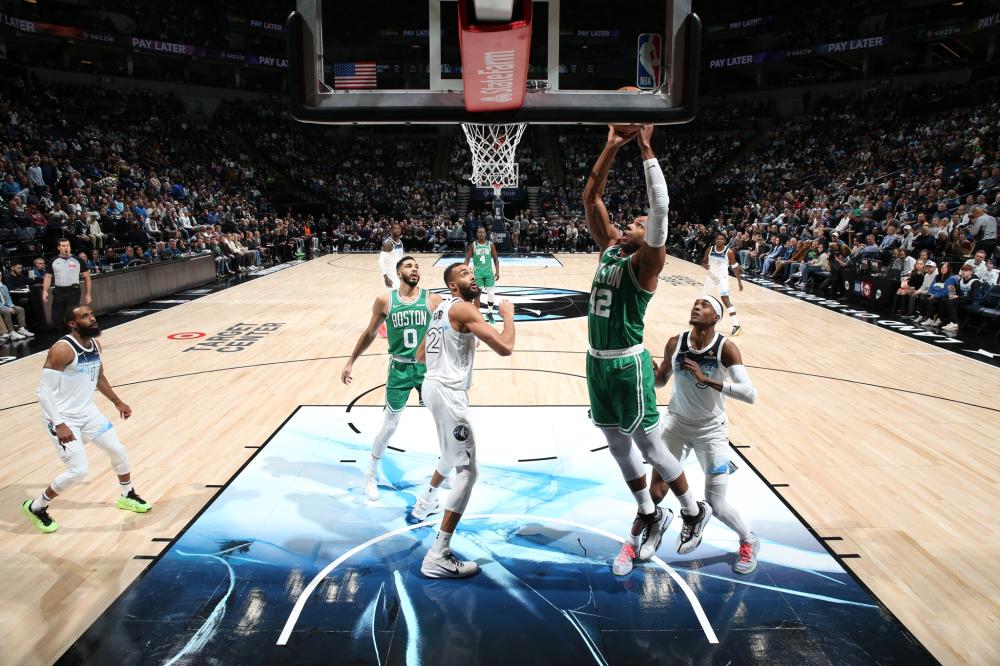 她在赛后采 她在赛后采