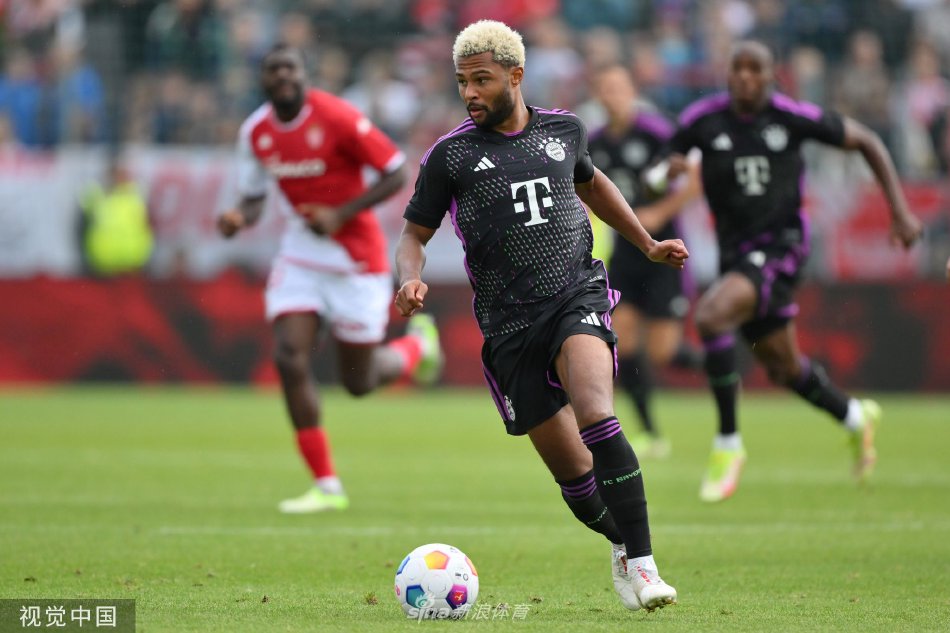 紧张而激烈 紧张而激烈