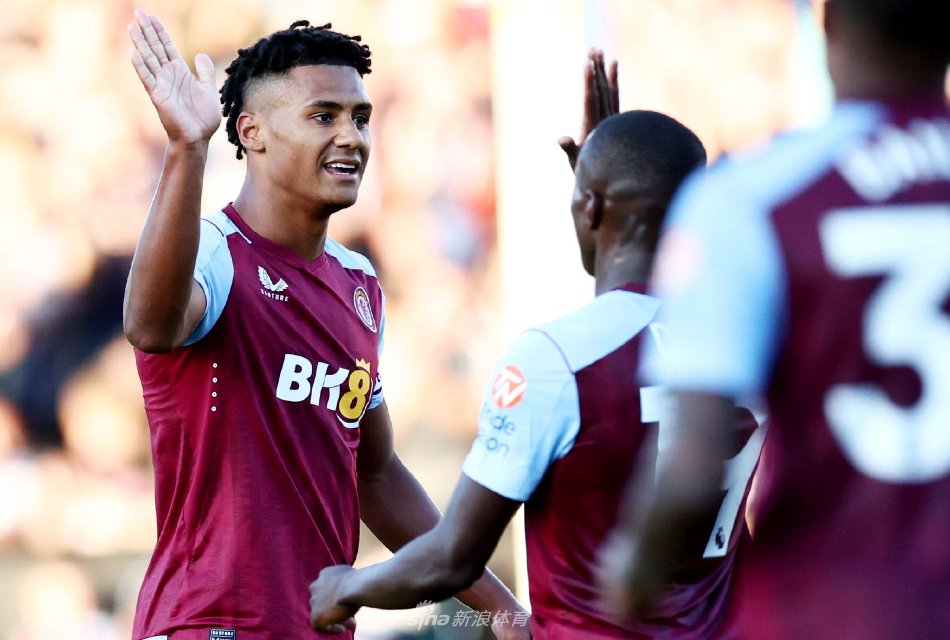 技惊四座的 技惊四座的